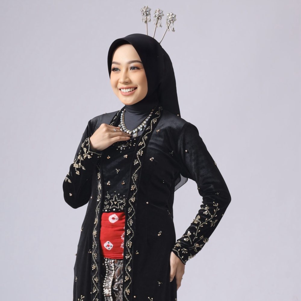 Brides-Picture-1-Zahara-Aprida